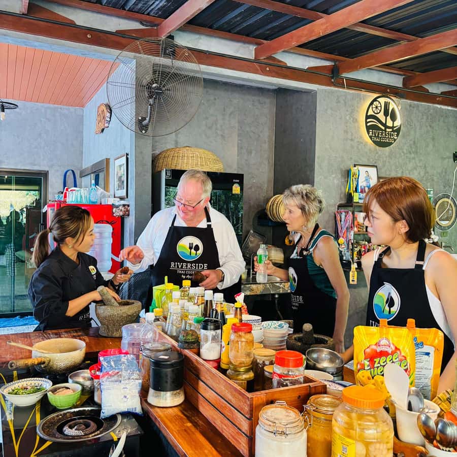 Khao Lak: Half-Day Cooking Class and Ingredient Hunt - Inside the Serene Garden Kitchen: What the Cooking Time Really Teaches