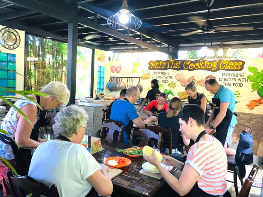 Khao Lak Pui's Authentic Thai Cooking Class - English recipes you can actually use later