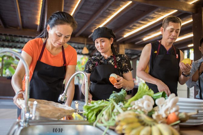 Khmer Cooking Class at a Local's Home in Krong Siem Reap - Your 4-Course Khmer Menu: Tom Yum, Fish Amok, and More