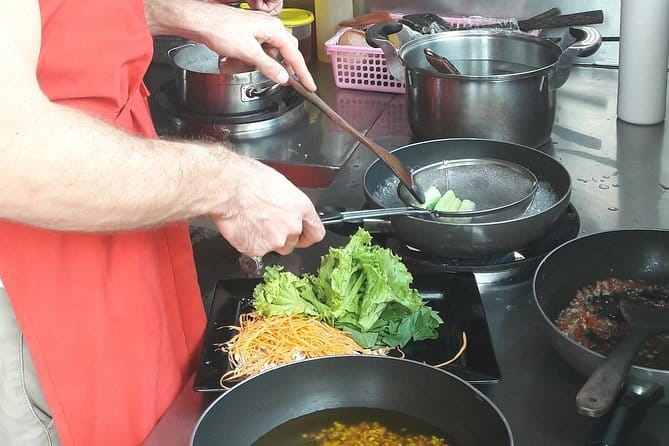 Khmer Cooking Class in Cambodia - Discussion and tasting: learn fast by talking