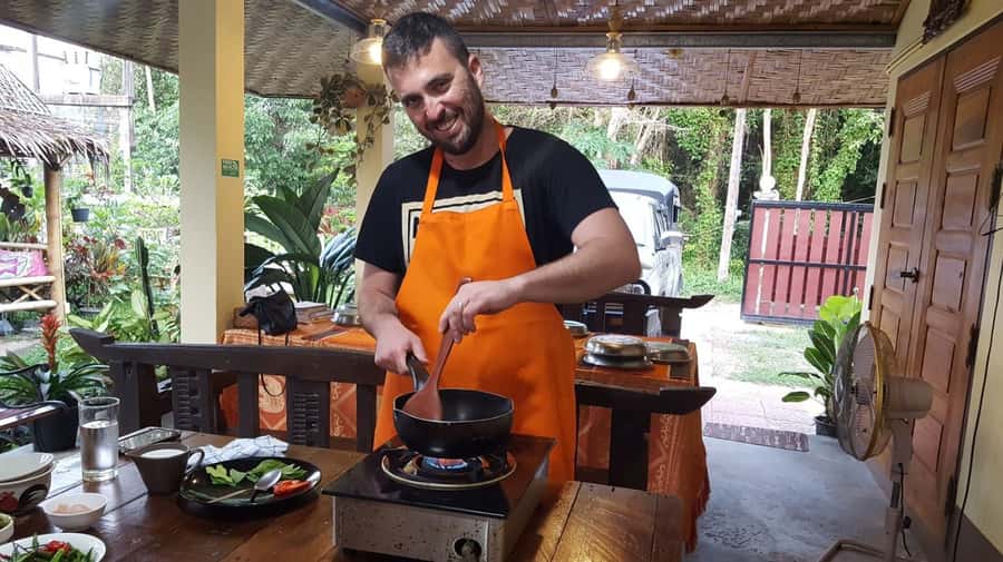 Koh Samui: Thai Cooking Class with Local Market Tour - Why This Koh Samui Class Starts in the Market, Not the Kitchen