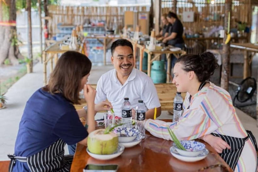Koh Samui: Thai Cooking Class with Samui Local Family - Key things that make this Koh Samui class worth your time