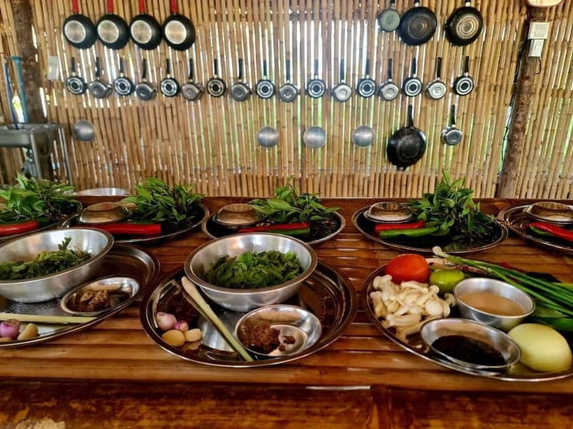 Koh Samui: Thai Cooking Class with Samui Local Family - Coconut milk and curry paste: the techniques you’ll remember