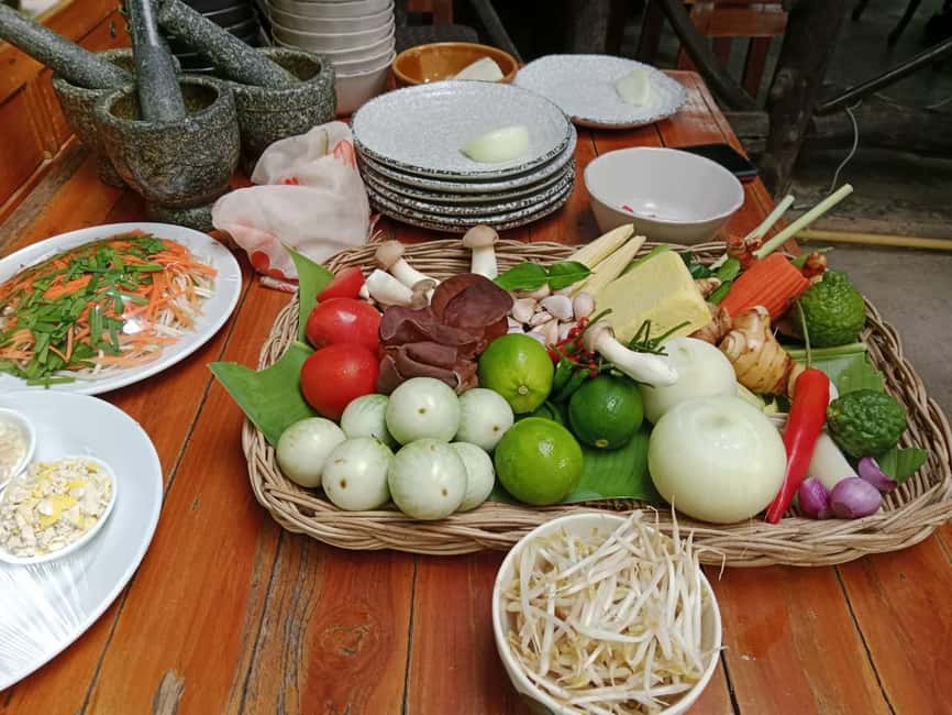 Krabi: Authentic Thai Cooking Class+Thai Herbs Garden Tour - Hotel pickup that keeps your day from unraveling