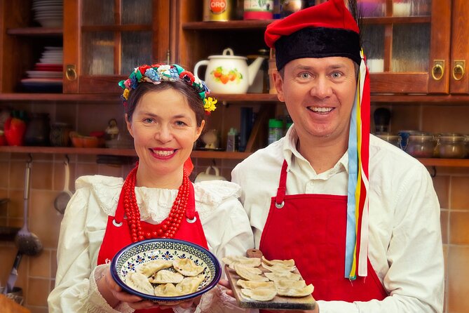 Krakow Pierogi Cooking Class with Market Visit & Home-Cooked Meal - Small Group Size: How the Class Gets Better at 6 People or Less