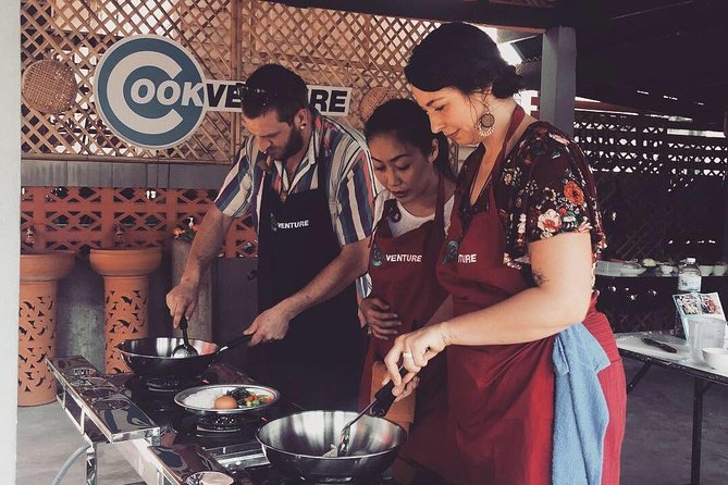 Lean cooking in A Thai atmosphere with Cookventure Home Cooking Studio - Entering A Lanna Home Kitchen with Apple in Chiang Mai