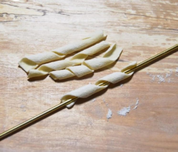 Lecce Home Cooking Class: Craft Orecchiette & Savor Wine - Key things you’ll do in this Lecce class