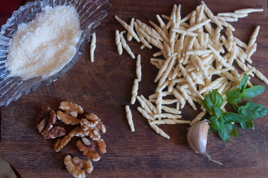 Lecce: Pasta & Tiramisu Cooking Class at a Local's Home - Cost and value: does $146 per person make sense?