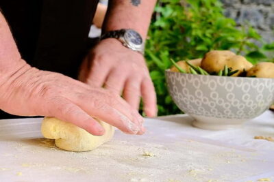 Levanto, Cinque terre: Fresh Pasta and Pesto cooking class - Corzetti Pasta: Shaping Real Ligurian Form