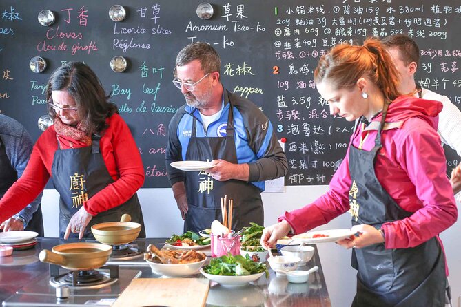 Lijiang Naxi Cuisine Cooking Class & Market Visit - Photo support without the pressure