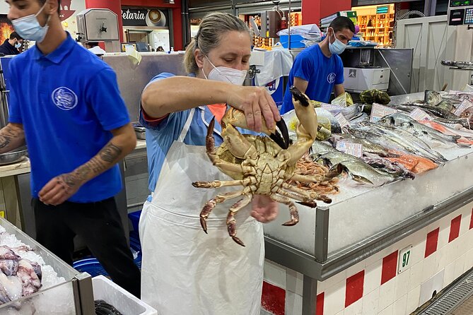 Lisbon Market and Food Tour with Cooking Class and Lunch - Skills you’ll actually use: fish prep and seafood confidence