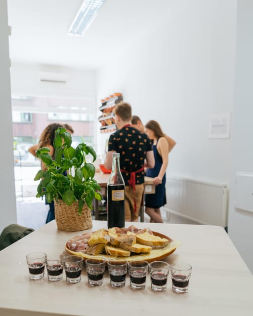 Ljubljana: Traditional Slovenian štrukelj Cooking Class - Small Group Size: Why It Changes the Quality of the Lesson