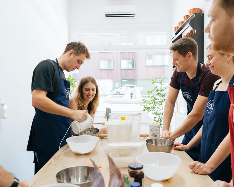 Ljubljana: Traditional Slovenian štrukelj Cooking Class - Finding the Meeting Point Near the Old Church (And Why You Should Arrive Early)