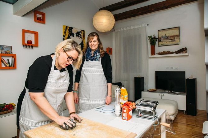 Local Venetian Cooking Class - A Real Venice Home-Cooking Evening (Not a Theater Class)