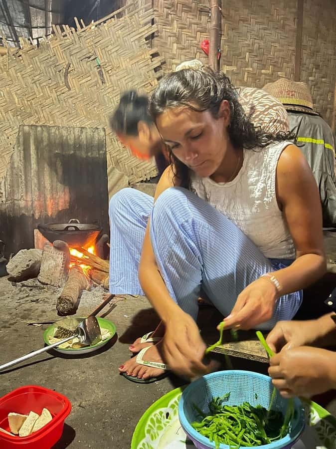 Lombok Traditional Pottery Experience and Village life - A Sasak Village Day: Pottery Plus Real Kitchen Time