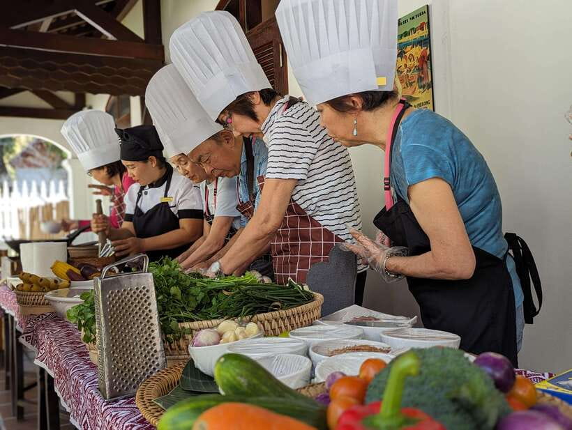 Luang Prabang: Cooking Class at the Former Royal Palace - The Chef Connection: English Instruction and a Friendly Pace
