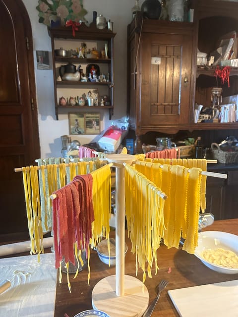 Lucca: Private Home-made Pasta Cooking Class - A farmhouse pasta class just outside Lucca