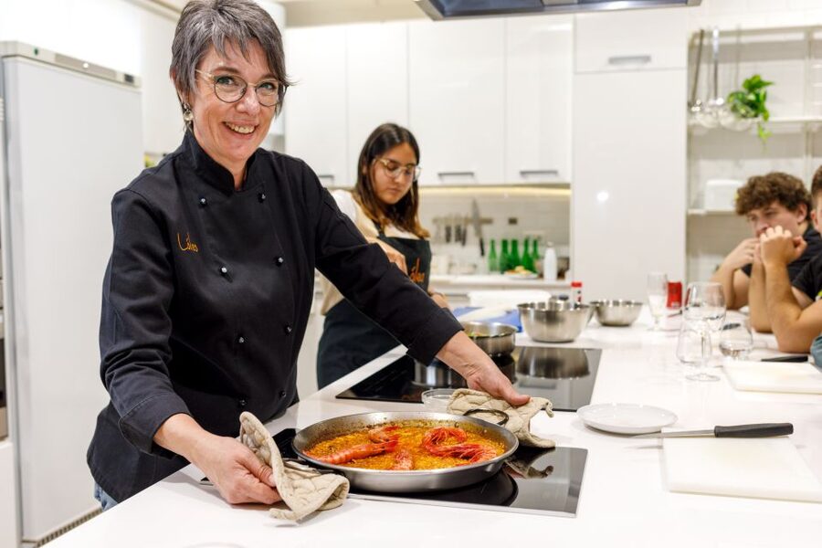 Madrid: Tapas & Paella Cooking Class with Expert Chef - Key Things You’ll Notice