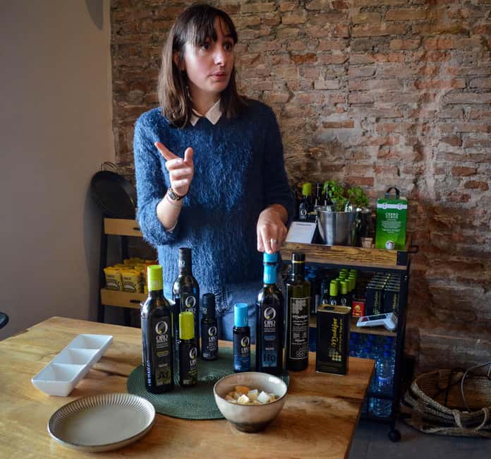 Malaga: Authentic Paella Cooking Class with Sangría - The olive oil tasting: the lesson you’ll reuse at home