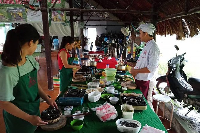 Market to Farm to Table Cooking Class in saigon - Logistics That Matter: The 7:30am Start and Pickup
