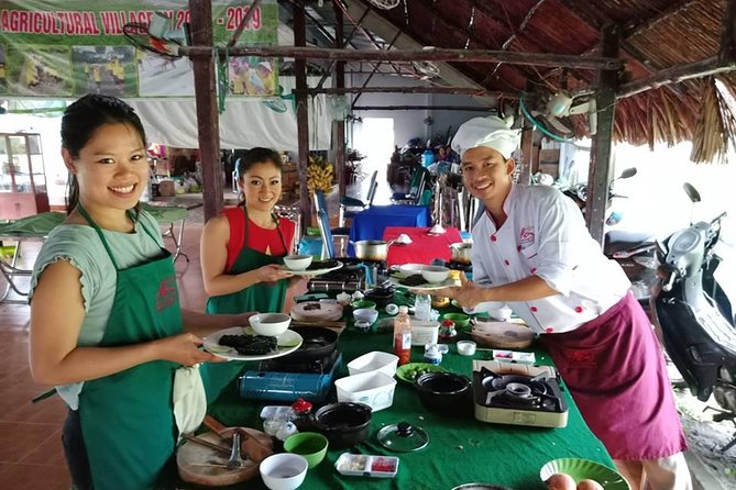 Market to Farm to Table Cooking Class in saigon - On the Farm: Picking Produce and Learning Plant Nutrition