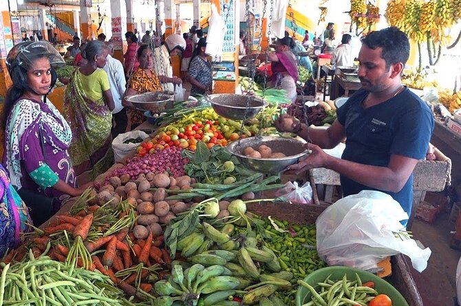 Market Tour and Cooking Class from Colombo - What you’ll eat: breadfruit curry and a meat or fish main