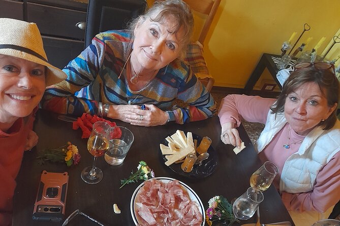 Market Tour and Cooking Class with a Venetian Sailor - From the market to an ancient Venetian home table