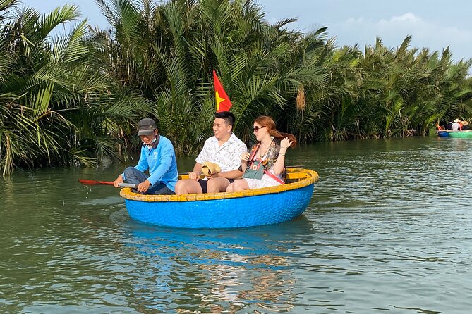 Market Tour , Basket Boat and Cooking Class Hoi An - Hands-On Fishing: Nets, Crabs, and Palm Leaf Souvenirs