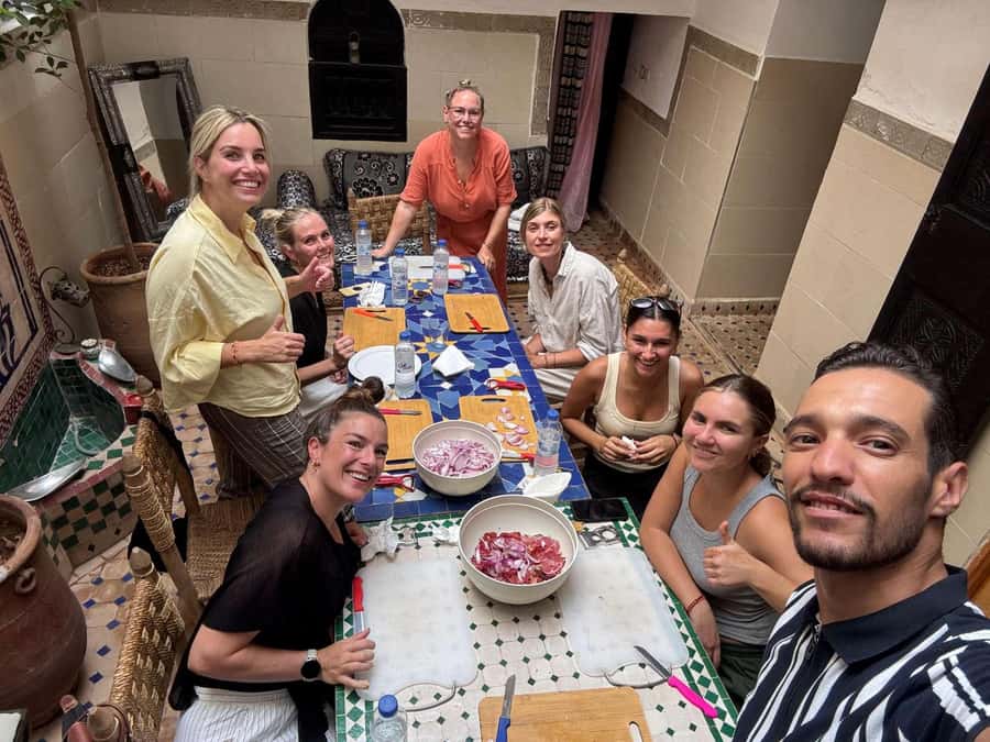 Marrakech: Moroccan Cooking Class with Local Chef - Group sessions, private options, and the pace of the day