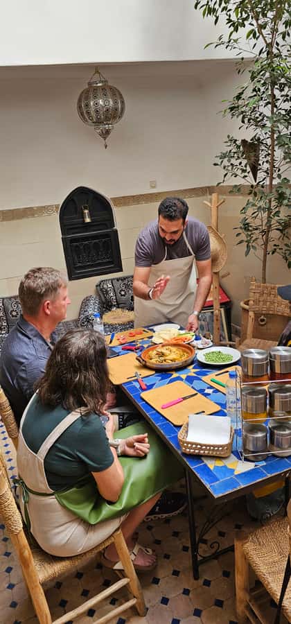 Marrakech: Moroccan Cooking Class with Local Chef - Riad Black Doors: cooking where the Medina feels lived-in