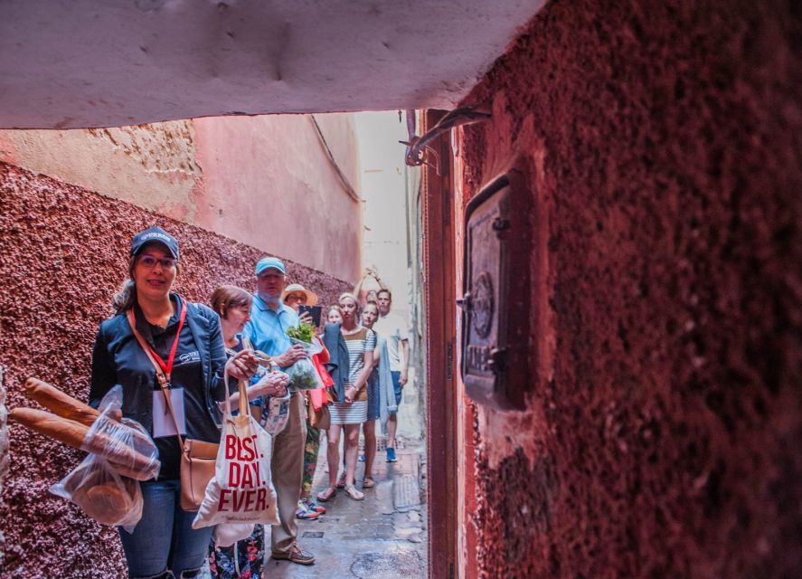 Marrakech: Tajine Cooking Class in a Traditional Riad - Eating in the riad: more than dinner, it’s part of the lesson