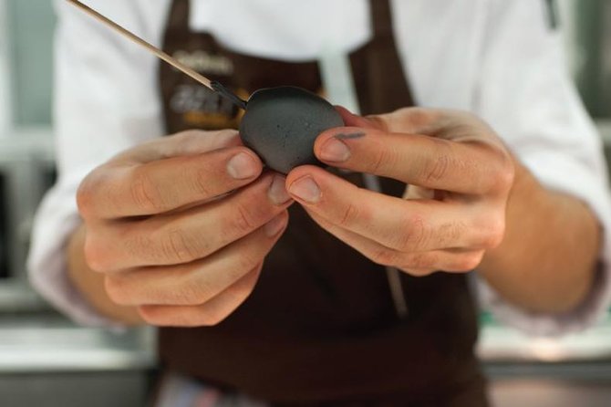 Michelin Star Secrets Cooking Class in San Sebastian - Michelin-star skills, taught in a small San Sebastián kitchen