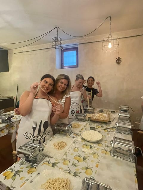 Milan: Pasta and Tiramisu Cooking Class with Wine - What the Timing Really Means in a 3-Hour Session
