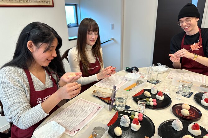 Mochi and Nerikiri Wagashi Combination Cooking Class - Matcha, tasting, and a box to take your sweets home