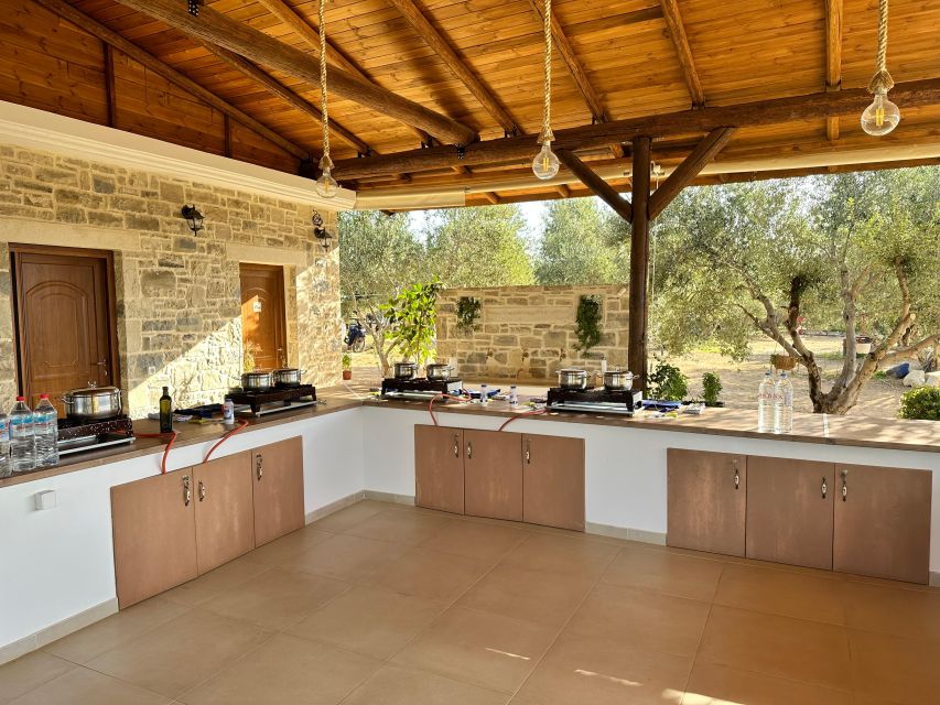 Moires: Cooking Class and Olive Oil Tasting at a Family Farm - Price and value: is $100 per person fair?