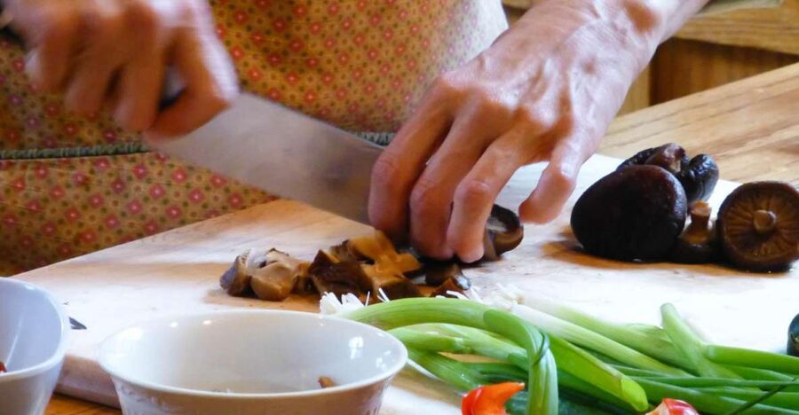 MoMo or Dal Bhat Cooking Class at Aama Kitchen in Pokhara - Who should book this cooking class (and who should skip it)