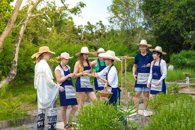 Morning Thai Cooking with Grandma - Market Visit & Farm Tour - Open-Air Kitchen Stations: How You Cook Four Dishes Without Getting Lost