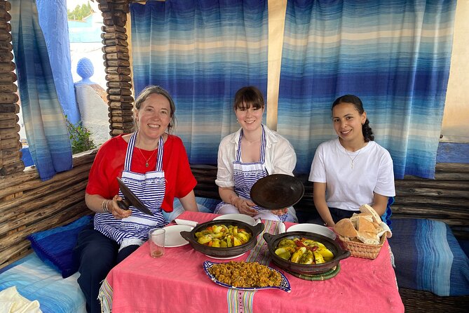 Moroccan Cooking Class with a Local Family & Market Visit - Dinner, tea, cookies: what’s actually included
