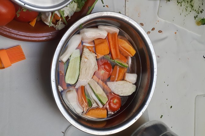 Moroccan cooking class with maket in the Medina of Marrakech - Key things I’d plan around