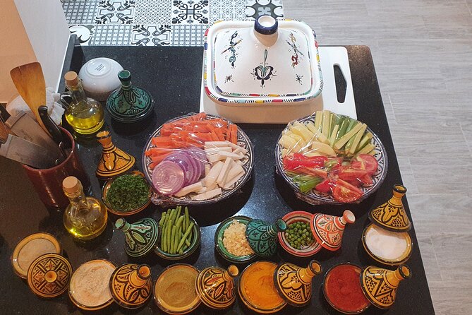 Moroccan Cooking Workshop LAMAI CHEF - Mint tea ceremony and the spice workshop, not just an intro
