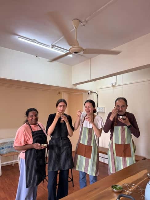 Mumbai: Indian Cooking Class & Cultural Delights - Your Multi-Course Maharashtrian Thali Lunch