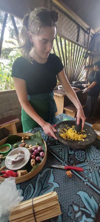 Munduk Balinese Cooking Class lunch/Dinner at a Local Home - Key things to love about this Munduk cooking class