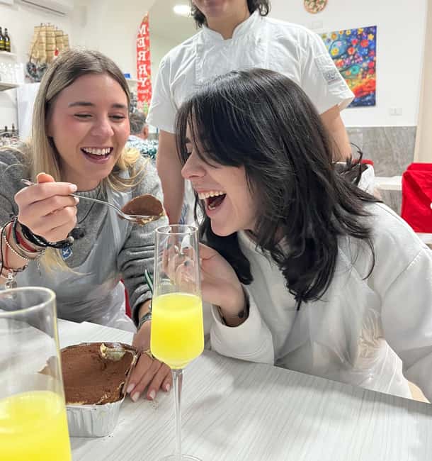 Naples: Neapolitan Pizza and Tiramisu Cooking Class - Tiramisu step-by-step, plus limoncello on the plate