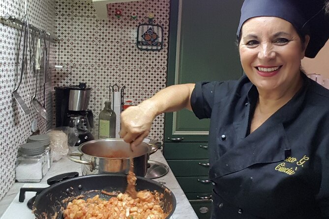 Naples Small-Group Homemade Neapolitan Gnocchi Cooking Class - Sauce, wine, and the sit-down part you’ll remember