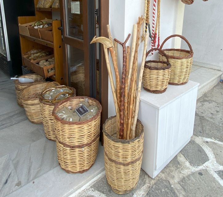 Naxos: Food Walking Tour & Cooking Class with Meal & Drinks - Cooking class in a local taverna: appetizers, Greek salad, and your hands
