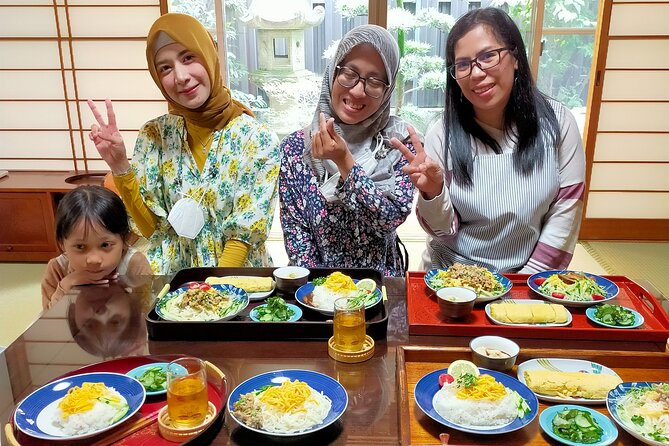 Near Fushimiinari: Kyoto Home Cooking Class & Supermarket tour - The supermarket tour: 30 minutes that actually helps you shop