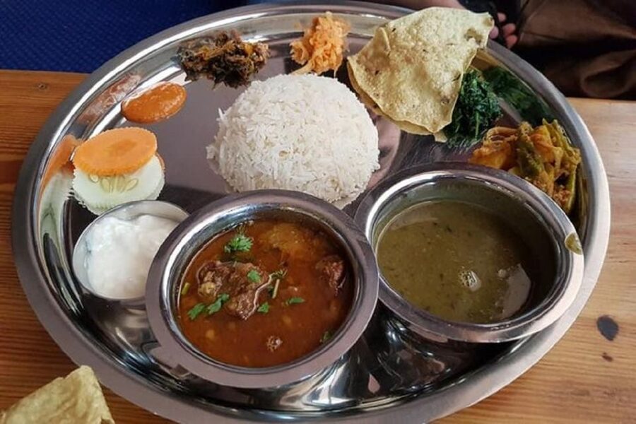 Nepalese Kitchen in Pokhara: Momos or Dal Bhat Cooking Class - Momos cooking class: filling, wrapping, and the shape challenge