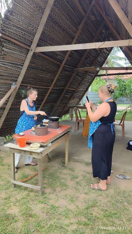 Nilaveli: Sri Lankan Cooking Class with a Local Family - The meal is the point, not the reward