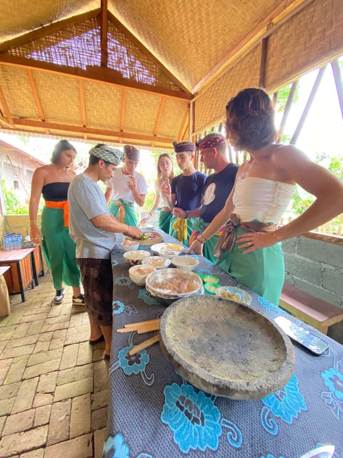 North Bali:Sunrise Dolphin Watching&CookingClass experience - Sunrise Dolphins in Lovina: What You’ll See and How It Feels