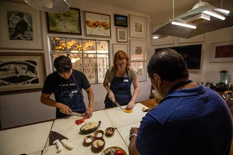 Oaxaca: Cooking Class with No Set Menu &Local Market Tour - Choosing traditional dishes together with Chef Oscar Carrizosa